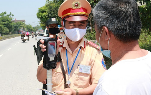 Quy định về các mức xử phạt vi phạm nồng độ cồn với các loại phương tiện 2024